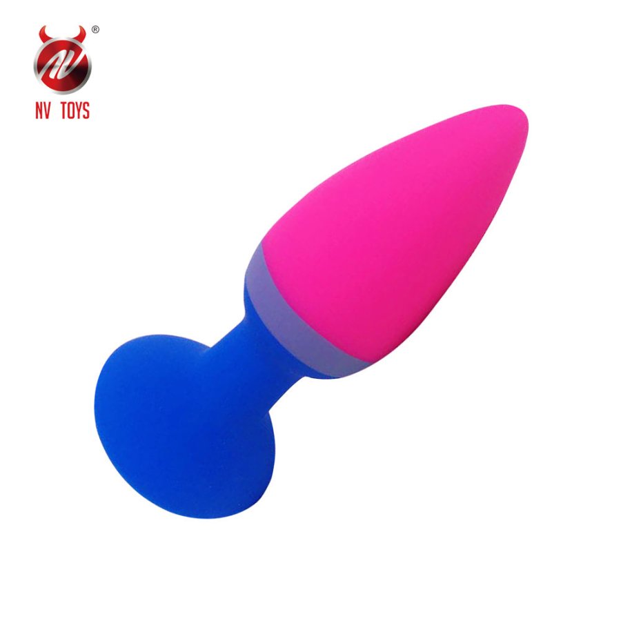 Foto do produto Kit com 3 Plugs em Silicone com Ventosa